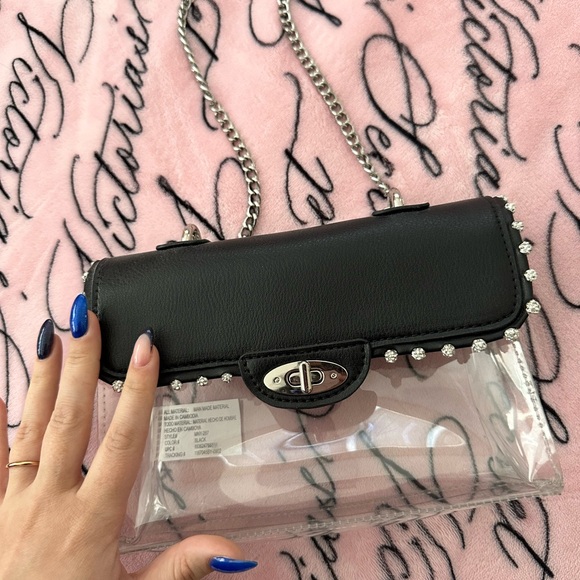 Steve Madden Black Crossbody Bag with Silver Accents - Picture 1 of 7